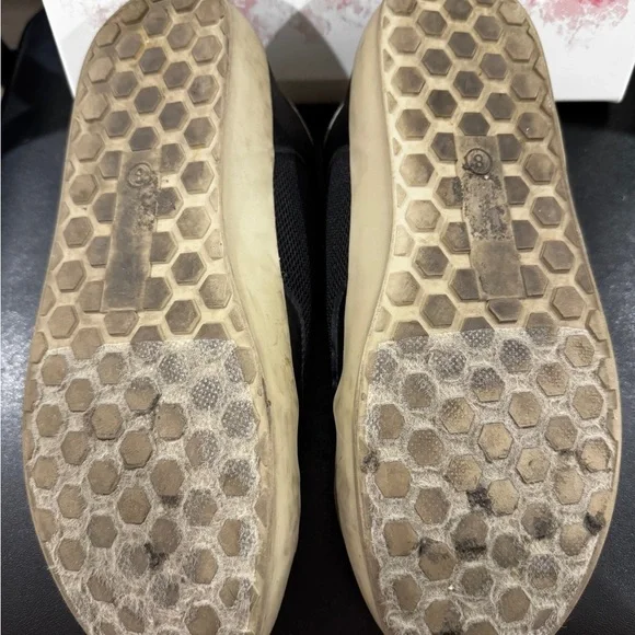 ✨ Shu Shop Penny Black & Gold Star Sneakers – Women’s Size 8 ✨ - Picture 4 of 6